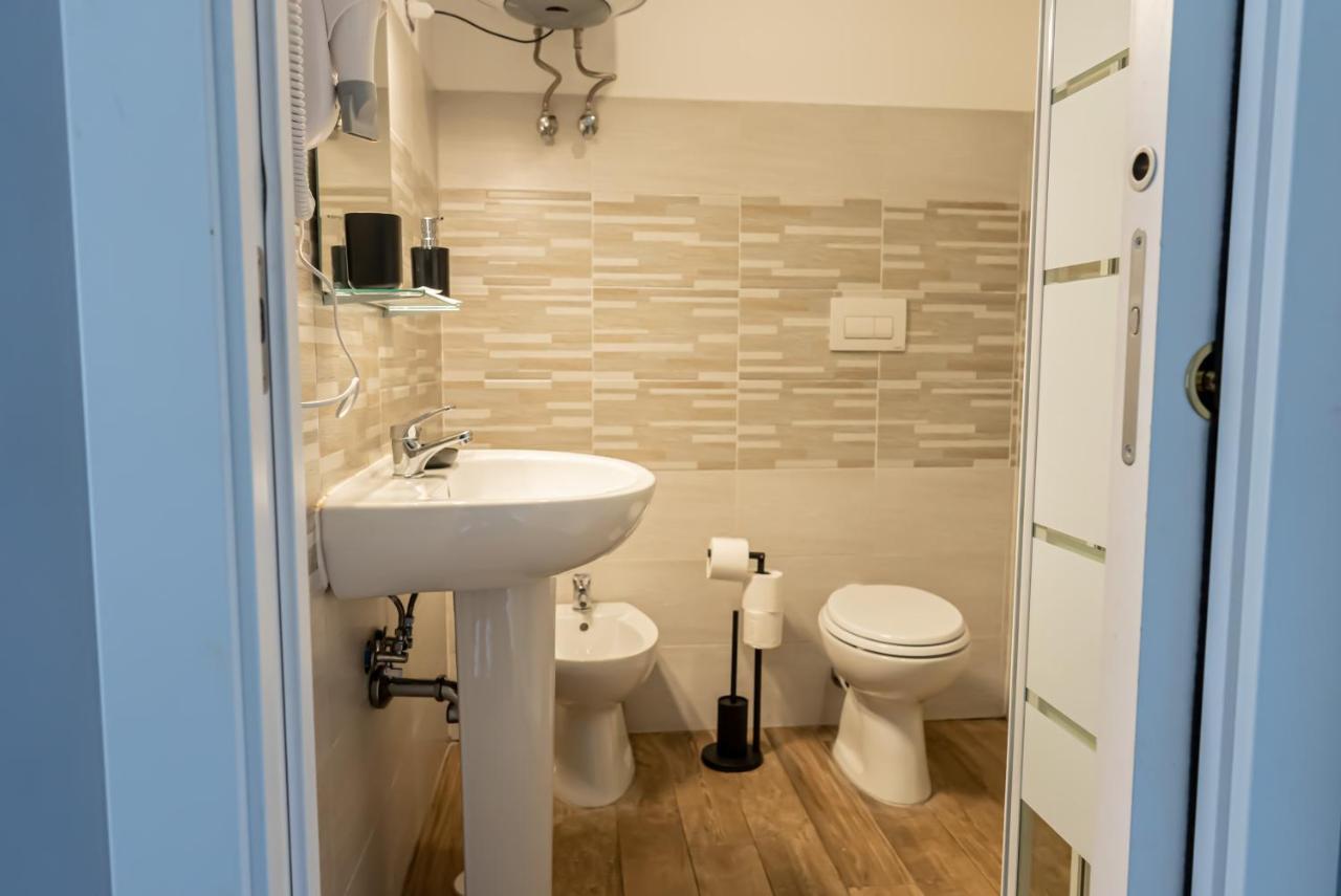 Trastevere Guestrooms Rzym Zewnętrze zdjęcie