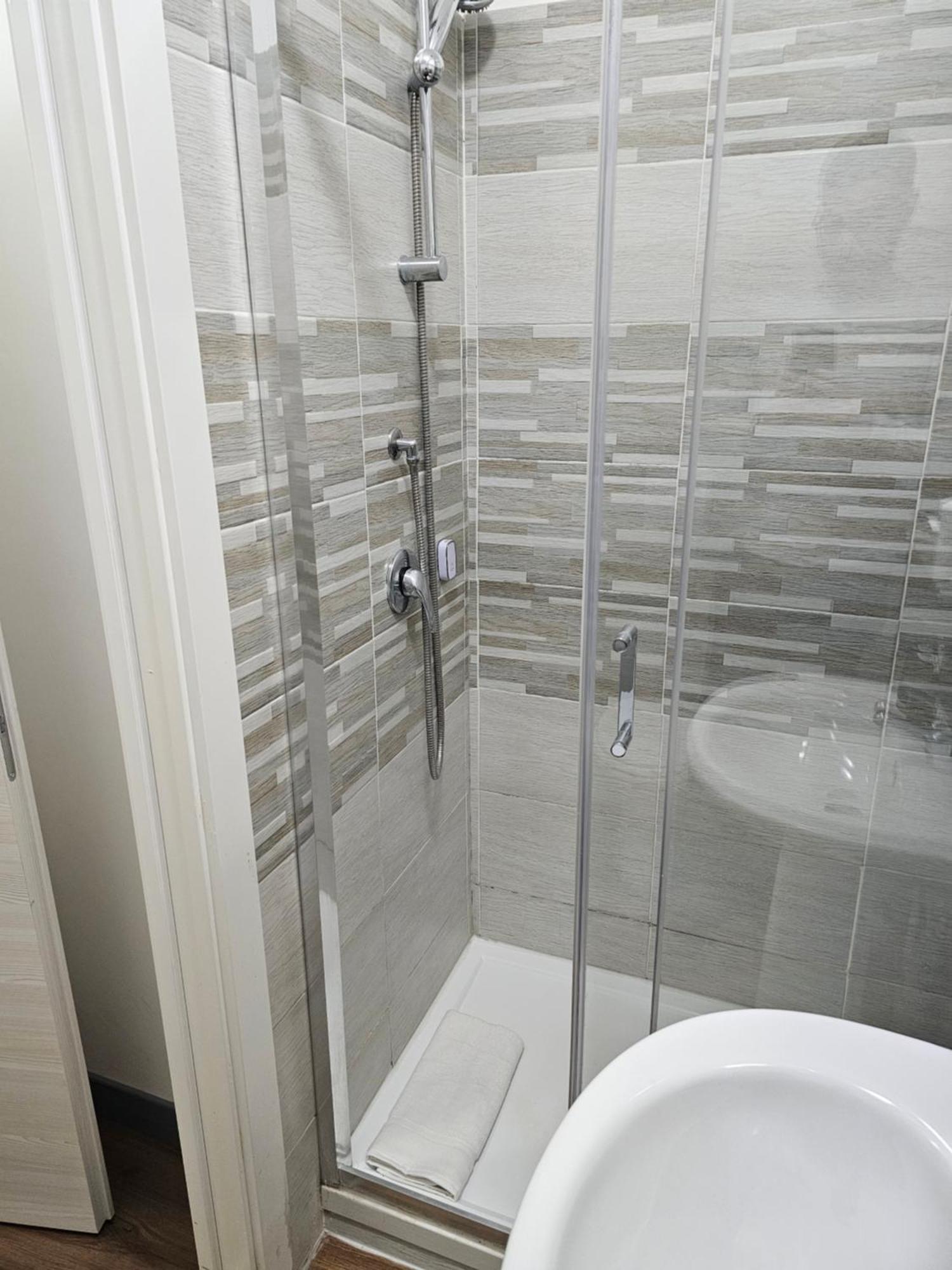 Trastevere Guestrooms Rzym Zewnętrze zdjęcie